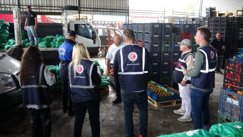 Mersin’de fahiş fiyata karşı hal denetimleri sürüyor