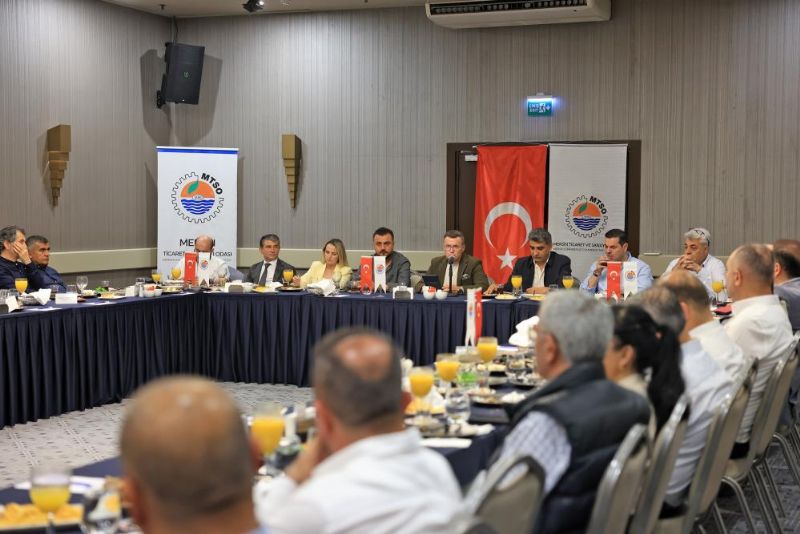 Mersin iş dünyası ortak akılda buluştu: Üretim, ihracat ve lojistik masaya yatırıldı